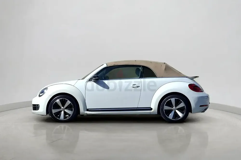 2016 Volkswagen Beetle Turbo S 2.0L | GCC Specifications - Image 5