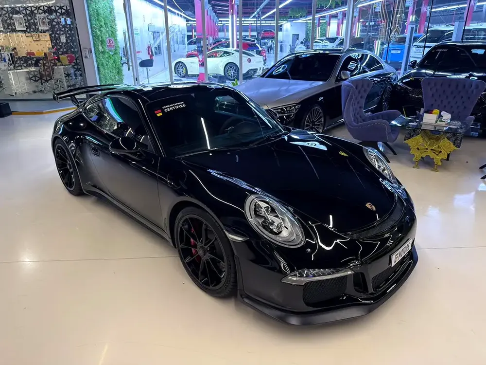 2016 Porsche 911 GT3 - GCC Specs - Dealer Warranty Till 11/26 - Full Service History Available - Image 5