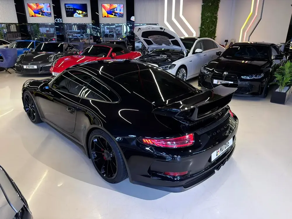2016 Porsche 911 GT3 - GCC Specs - Dealer Warranty Till 11/26 - Full Service History Available - Image 7