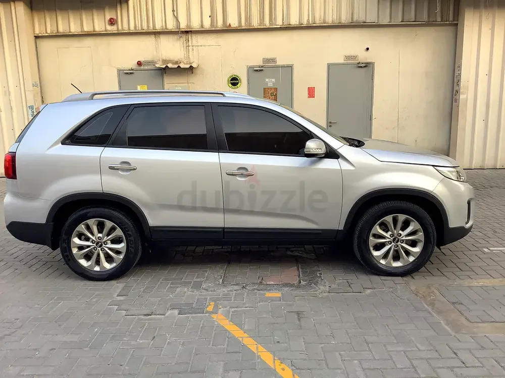 Kia Sorento LX 2014 GCC Specs perfect condition - Image 6