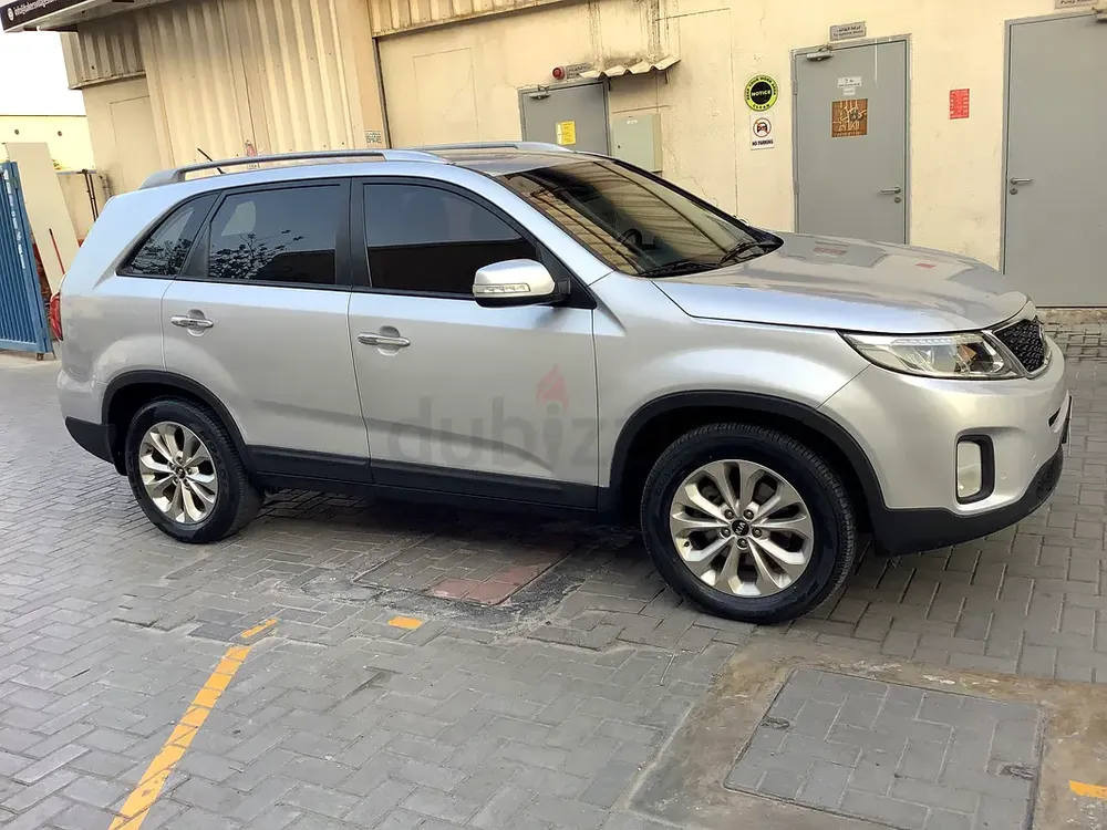 Kia Sorento LX 2014 GCC Specs perfect condition - Image 7