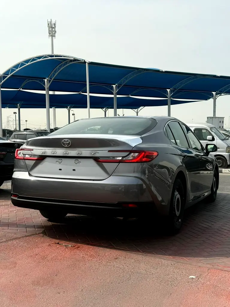 Toyota Camry 2.5 AT BASIC GRAY 2026 - Image 5
