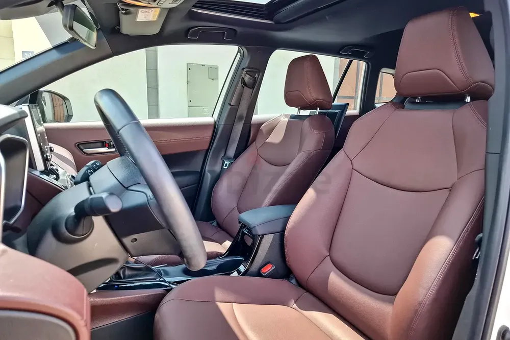 AED 1657/month | 2024 Toyota Corolla Cross Hybrid | GCC Specs | Ref#376694 - Image 11