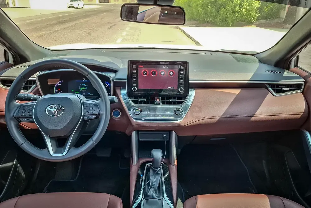 AED 1657/month | 2024 Toyota Corolla Cross Hybrid | GCC Specs | Ref#376694 - Image 9