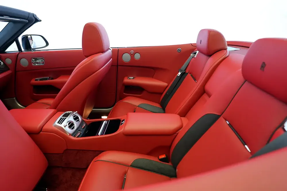 WARRANTY SEPT 2026 | 3 BUTTONS | TWO TONE INTERIOR | DAWN - Image 10