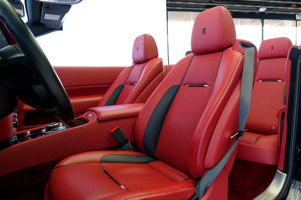 WARRANTY SEPT 2026 | 3 BUTTONS | TWO TONE INTERIOR | DAWN - Image 9