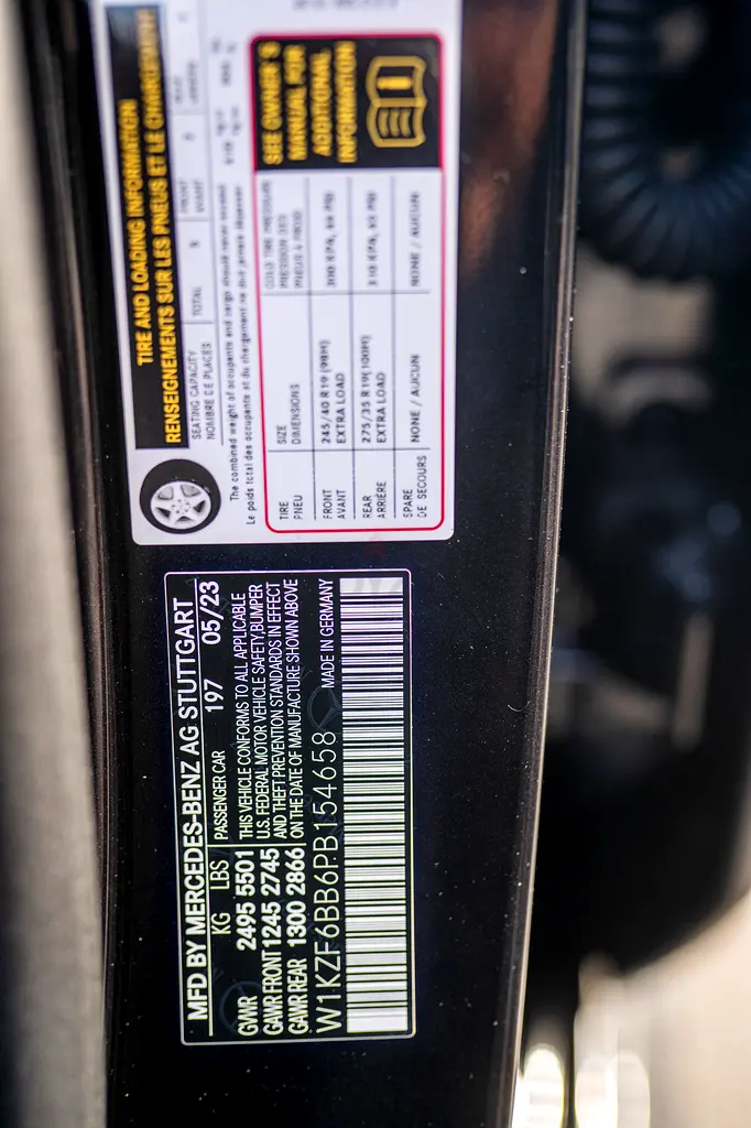 E 53 AMG 4 Matic |  US Specs | Performance Luxury Sedan - Image 8