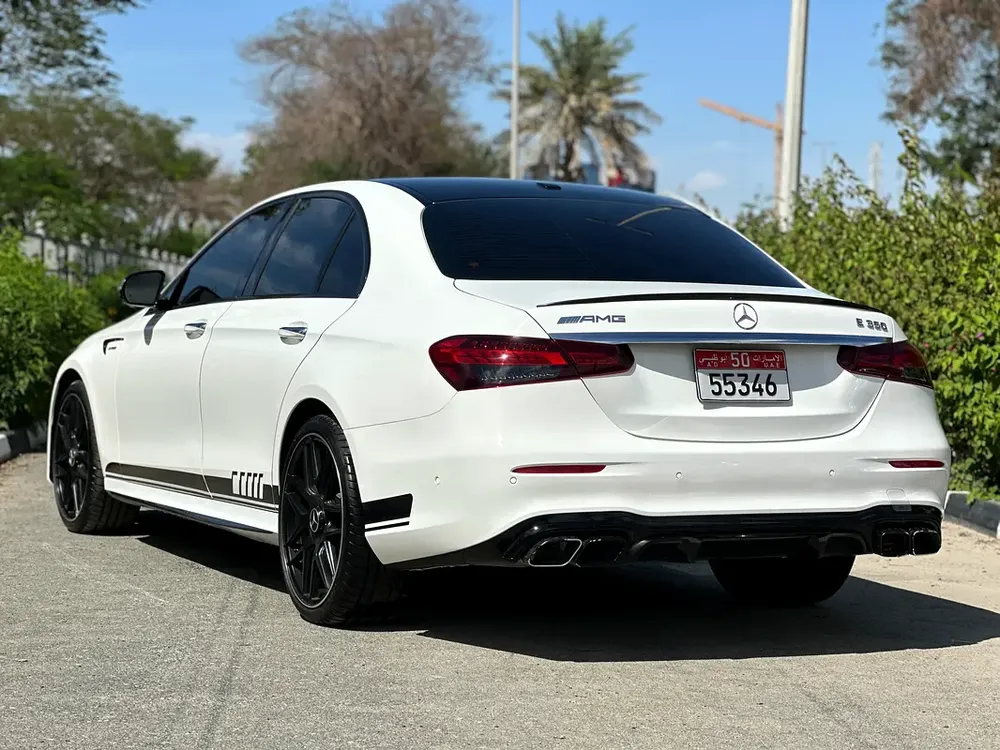 Mercedes-Benz E350 AMG 2022 (Low Mileage – AMG Package – Luxury Sedan – Excellent Condition) - Image 5