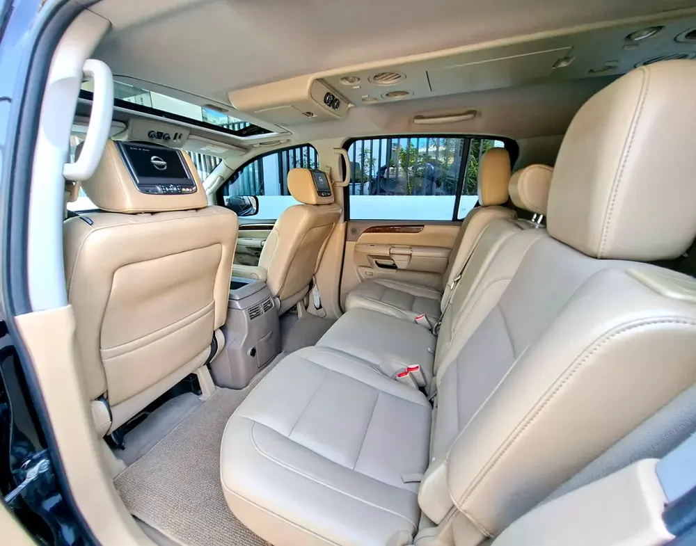 Fully Original Paint Armada LE 2014 - GCC Toption - Low Milage - Zero Accident - Well Maintained - Image 10
