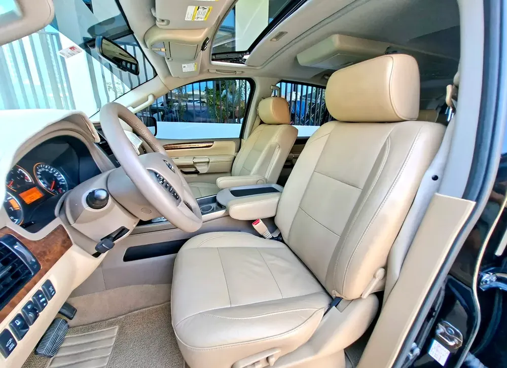 Fully Original Paint Armada LE 2014 - GCC Toption - Low Milage - Zero Accident - Well Maintained - Image 13