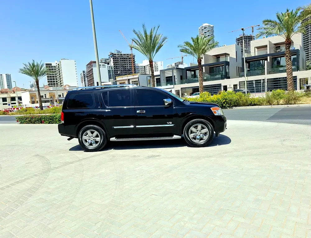 Fully Original Paint Armada LE 2014 - GCC Toption - Low Milage - Zero Accident - Well Maintained - Image 5