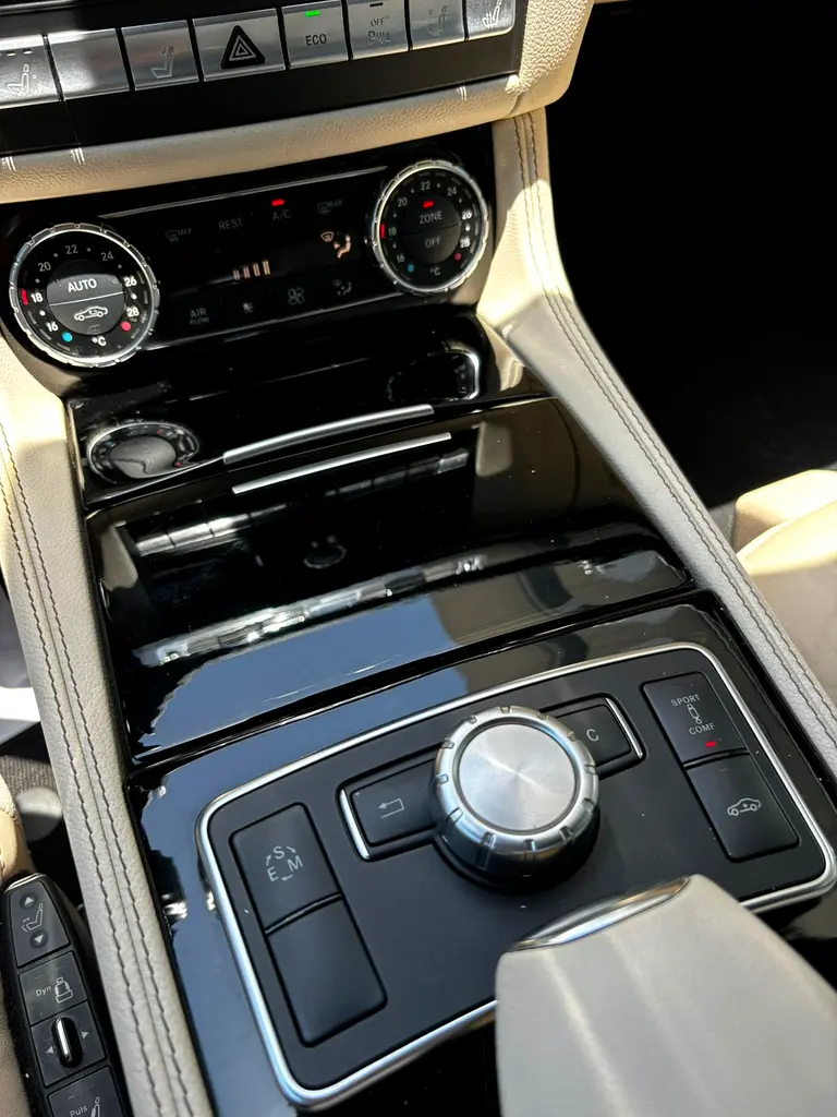 Mercedes-Benz CLS 500 2013 | GCC Specs | Low Mileage - Image 11