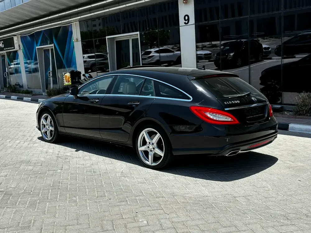 Mercedes-Benz CLS 500 2013 | GCC Specs | Low Mileage - Image 5