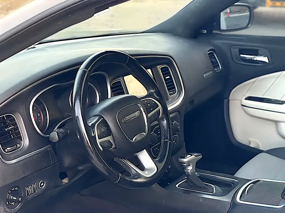 AED 896 EMI PM | DODGE CHARGER | SXT | 2021 | 0% DOWNPAYMENT - Image 15