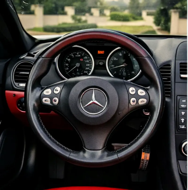 Mercedes-Benz SLK 200 | GCC Specs | Well Maintained Convertible - Image 10