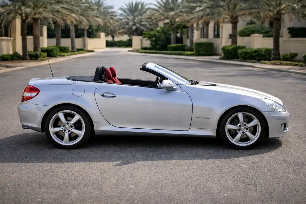 Mercedes-Benz SLK 200 | GCC Specs | Well Maintained Convertible - Image 15