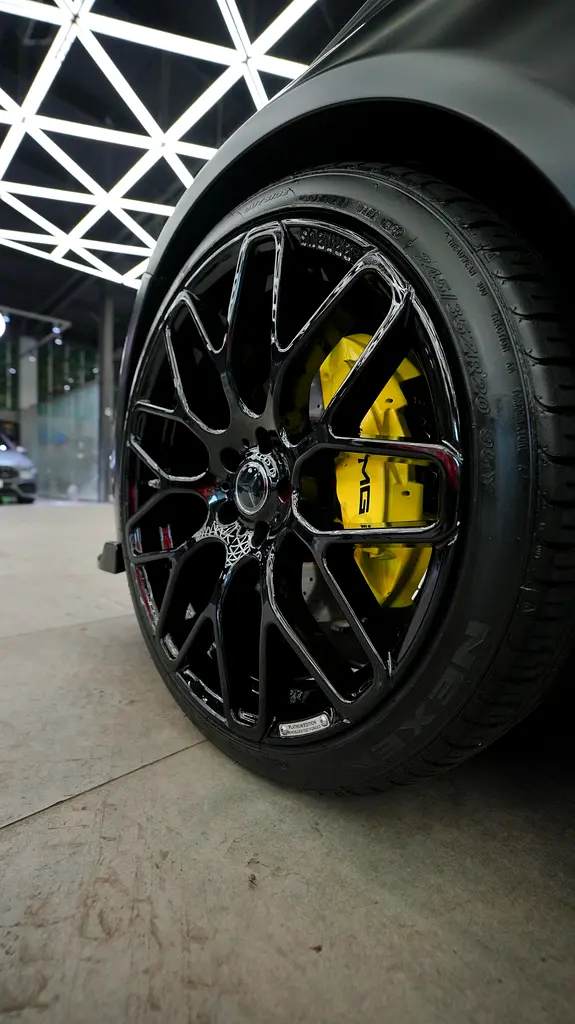 Mercedes C300 - Image 5