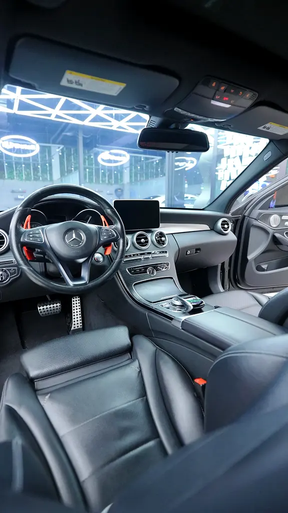 Mercedes C300 - Image 7