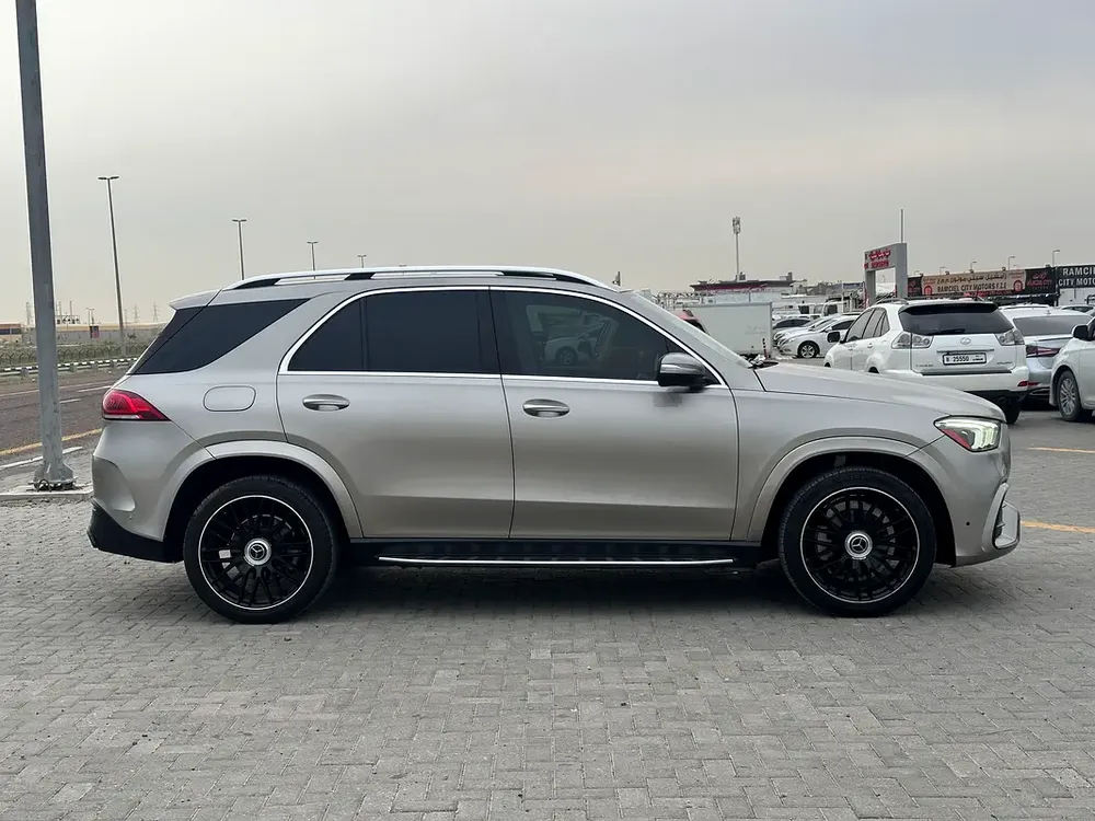 MercedesGLE 350 2022 Imported full GLE63 AMG Kit full option original airbags super clean car - Image 11
