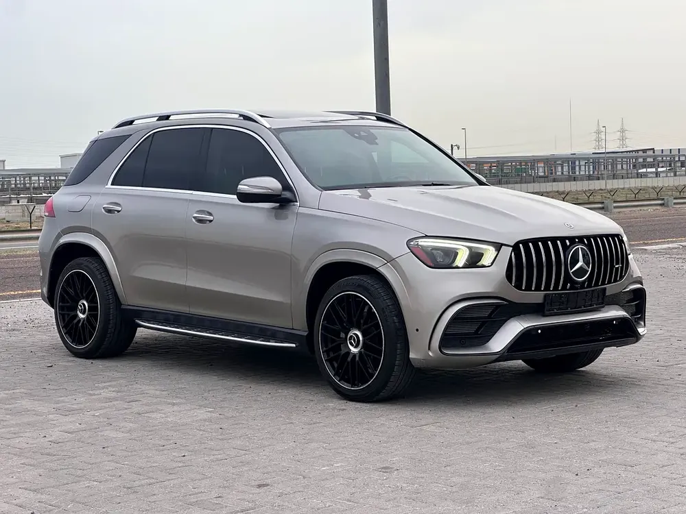MercedesGLE 350 2022 Imported full GLE63 AMG Kit full option original airbags super clean car - Image 16