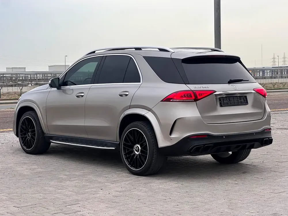 MercedesGLE 350 2022 Imported full GLE63 AMG Kit full option original airbags super clean car - Image 17