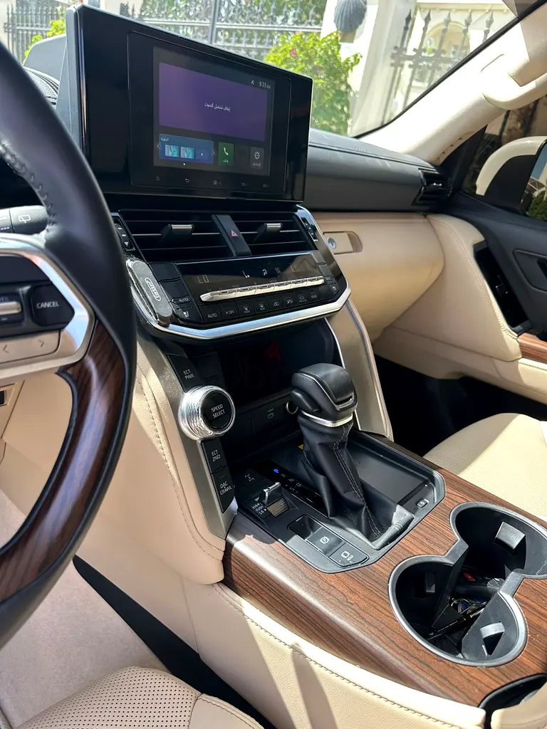 Toyota Land Cruiser GXR 2025 Model with Company Warranty  Free Service Contract - Image 11