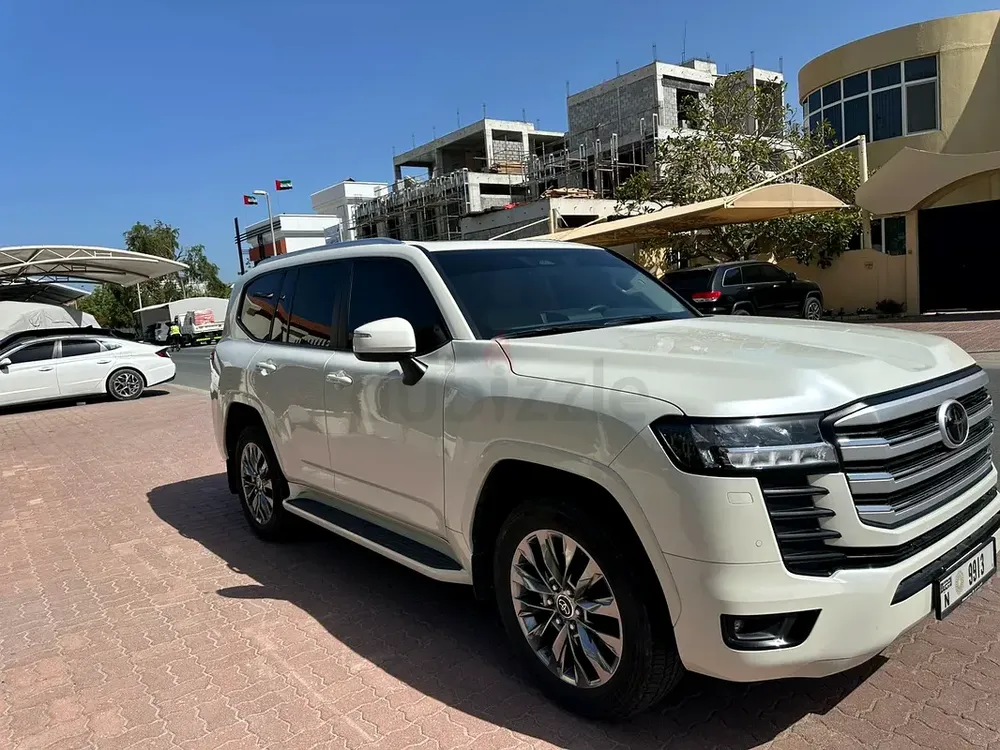 Toyota Land Cruiser GXR 2025 Model with Company Warranty  Free Service Contract - Image 13