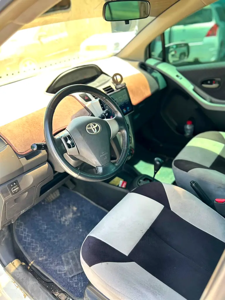 Toyota Yaris 2011 GCC Specs - Reliable  Well Maintained - Image 4