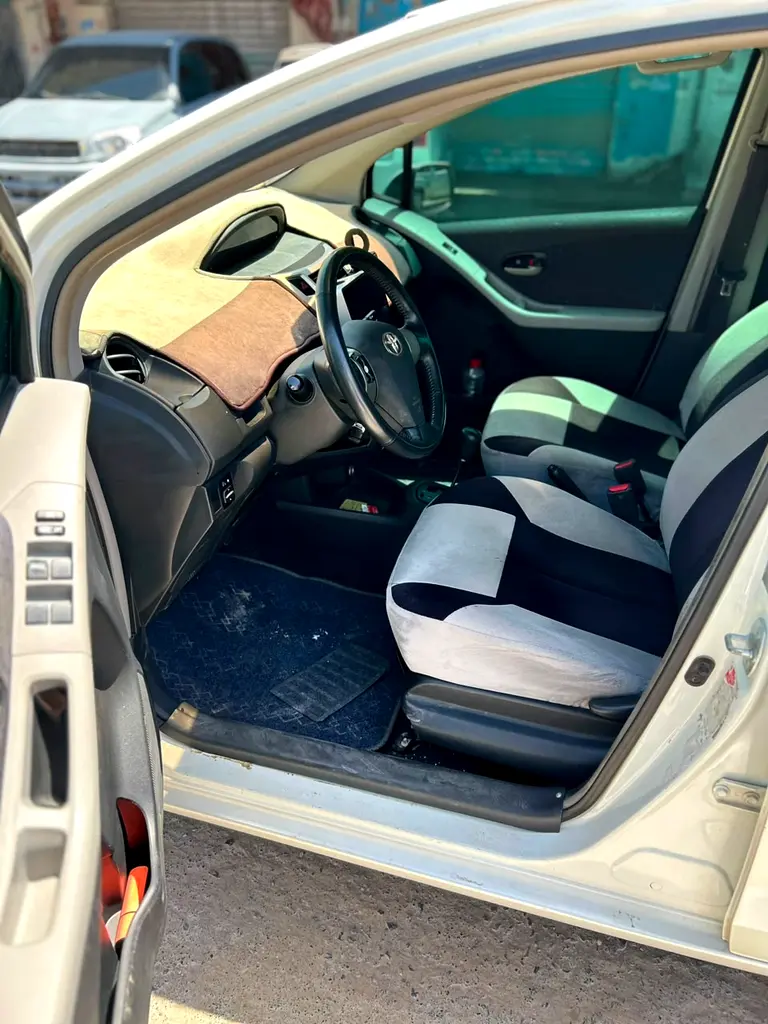 Toyota Yaris 2011 GCC Specs - Reliable  Well Maintained - Image 8