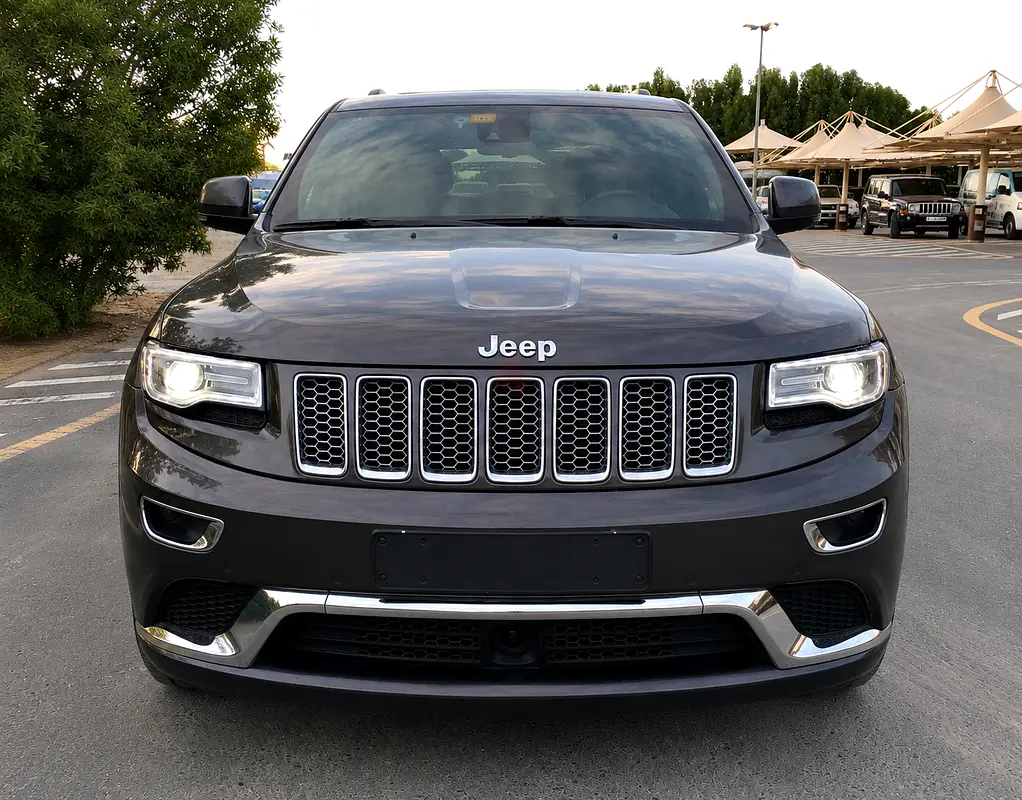 Jeep Grand Cherokee Summit 5.7L V8 GCC | Full Option | No Accidents
