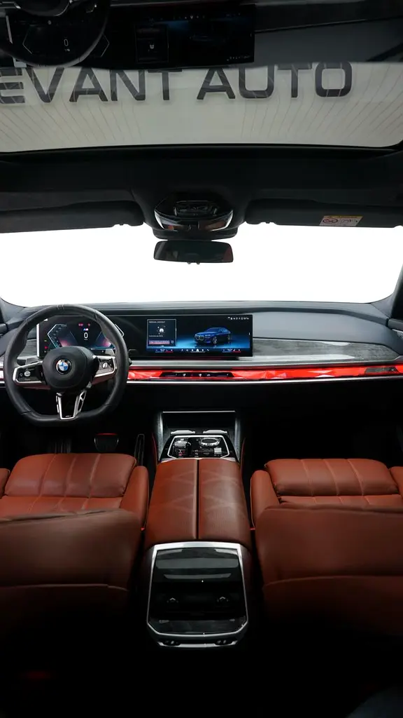 2024 BMW 760Li xDrive, GCC Specs - Brand New! - Image 5