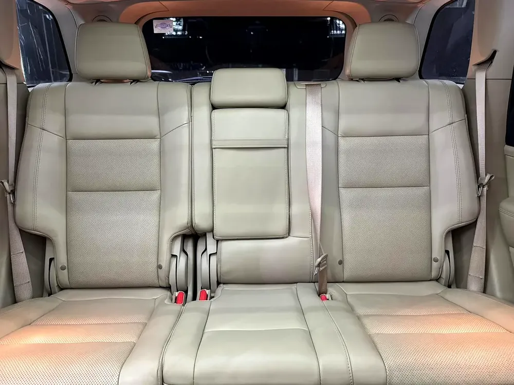 Jeep Grand Cherokee 4x4 Limited | GCC | Low Mileage - Image 19