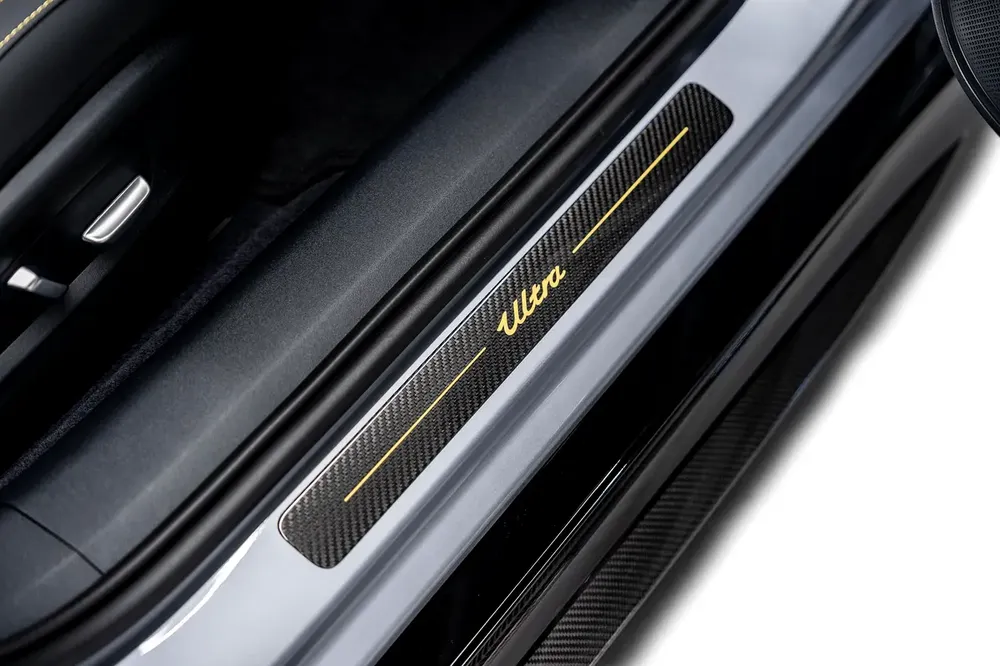 2025 Xiaomi SU7 Ultra - Brand New - Image 11