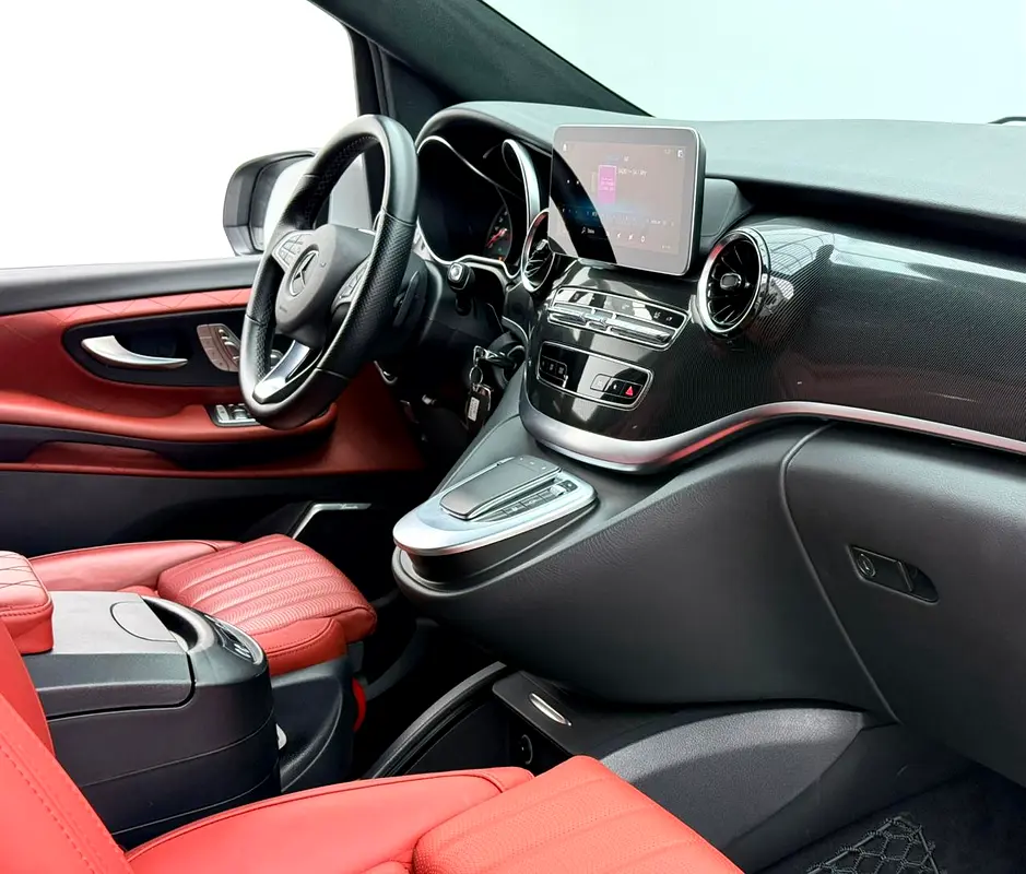 2023 Mercedes Benz V250 Falcon Edition, 2026 MB Warranty, 2027 MB Service Pack, Low Km, GCC - Image 7