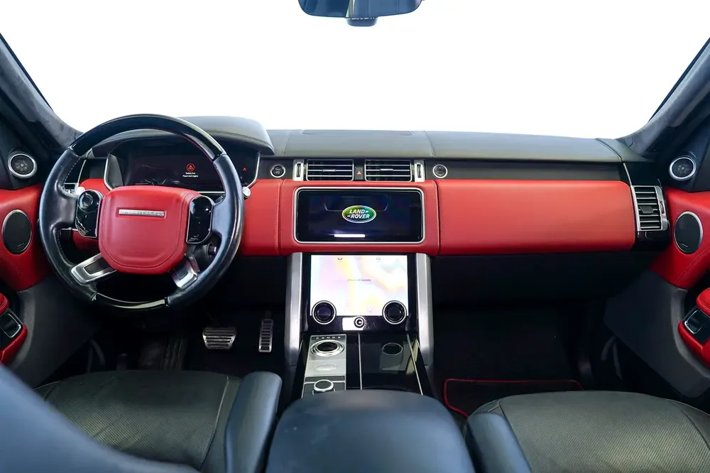LONG WHEELBASED | VOGUE AUTOBIOGRAPHY P525 | PANORAMIC ROOF | REAR ENTERTAINMENT | WARRANTY AVAILABL - Image 10