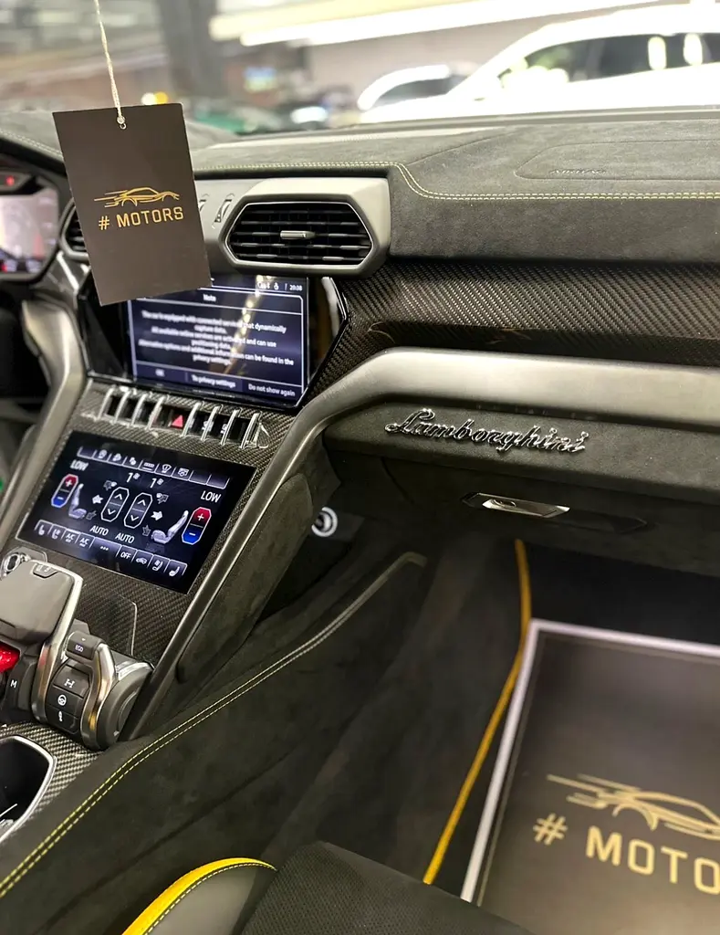 Lamborghini URUS Performante - Image 14