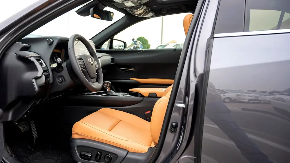 LEXUS UX 250 | RAMADAN OFFER | BIG DISCOUNT - Image 10