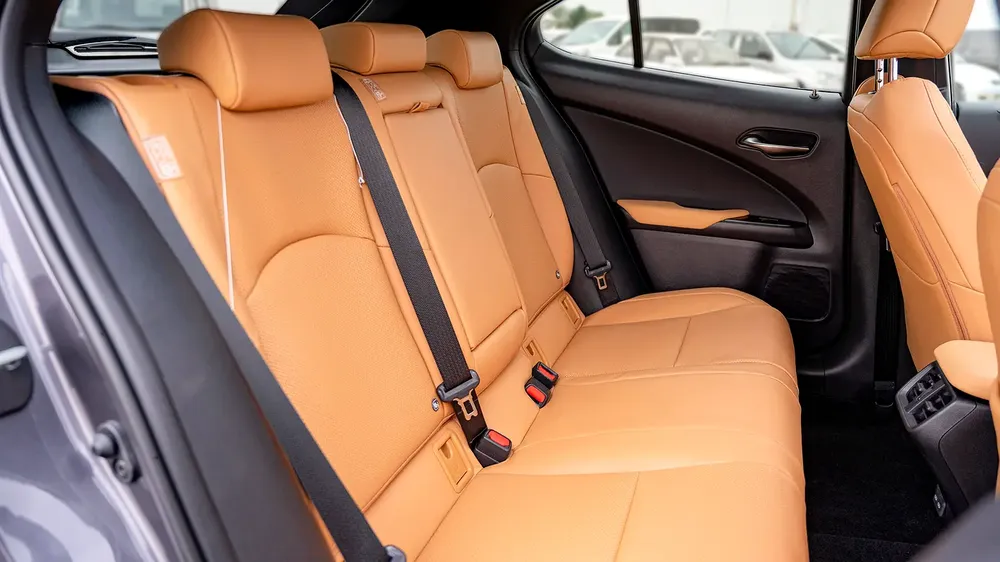 LEXUS UX 250 | RAMADAN OFFER | BIG DISCOUNT - Image 18