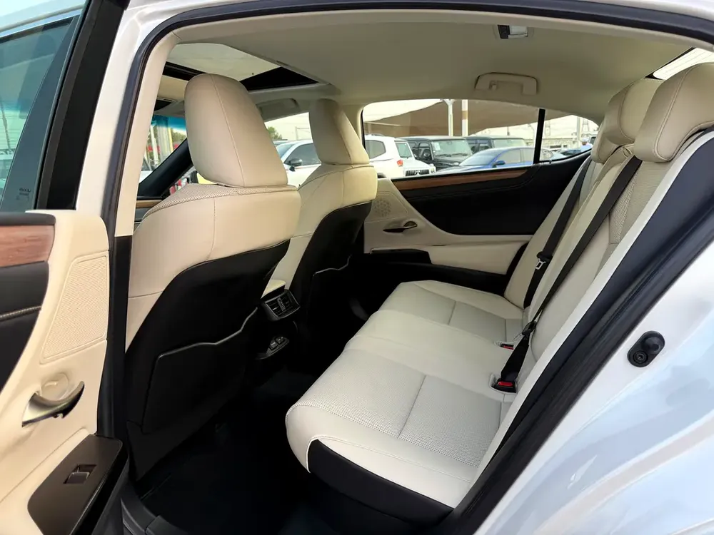 2024 LEXUS ES 300h HYBRID ENGINE FRESH IMPORT US SPEC - Image 9