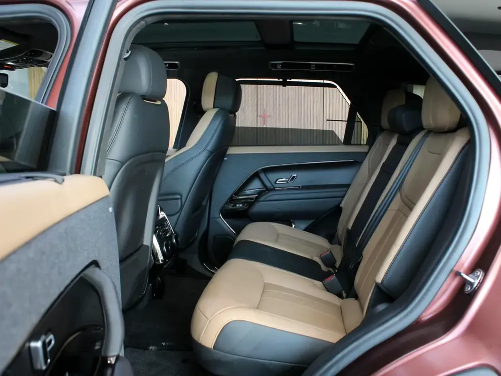 2025 Land Rover Range Rover Sport Autobiography - with warranty - Image 11