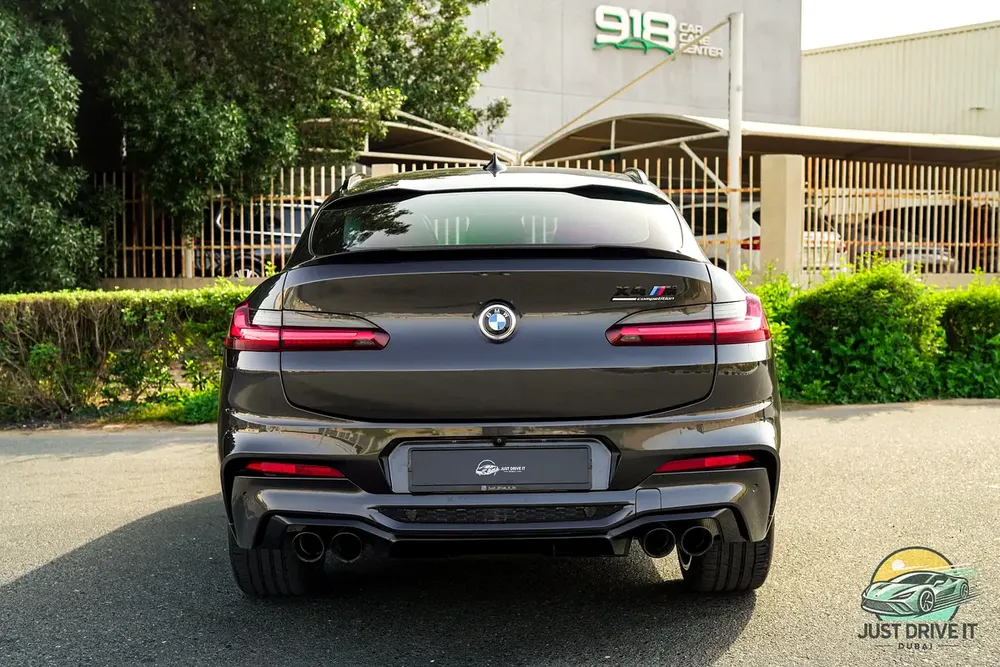 BMW X4M Competition 2021 GCC | 35K kms | Warranty + Service until 2027 | Cartier Red | Full Carbon - Image 14