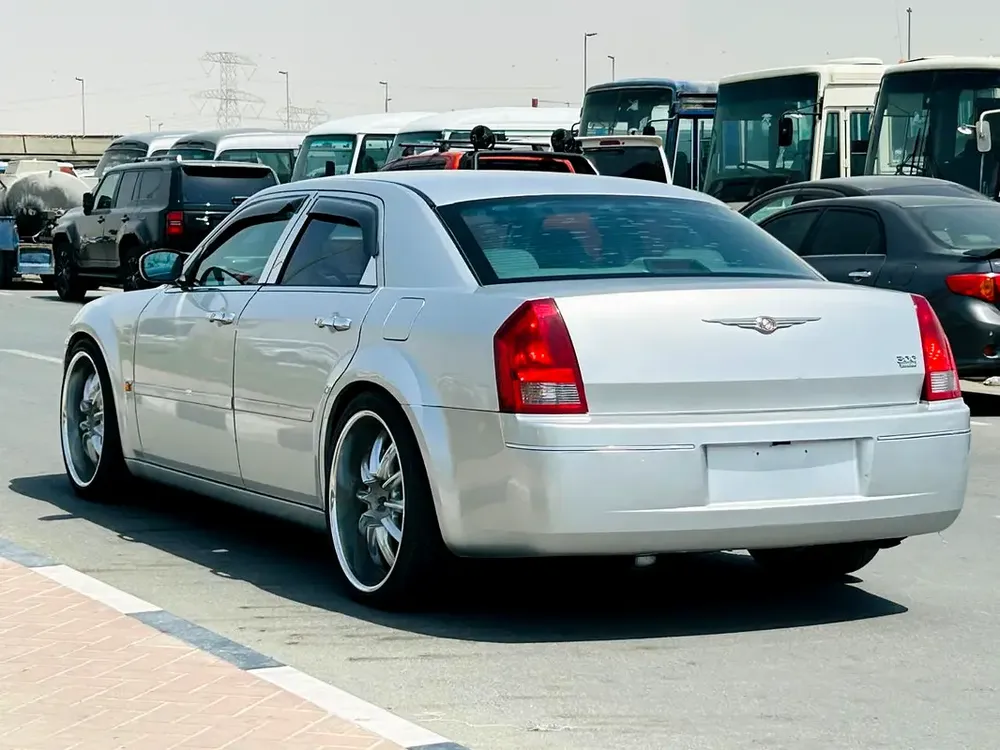 CHRYSLER 300C - 2007 - ONLY 57282KM CLEAN CAR FRESH JAPAN IMPORT - Image 5