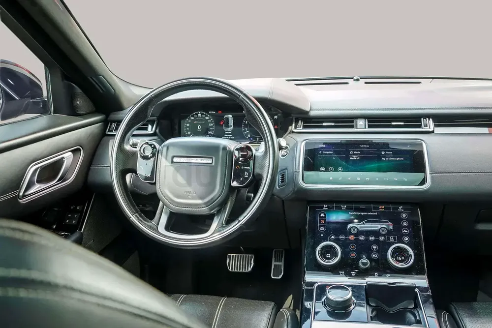 AED 1483/month | 2018 Land Rover Range Rover Velar R-Dynamic | GCC Specs | Ref#424862 - Image 10