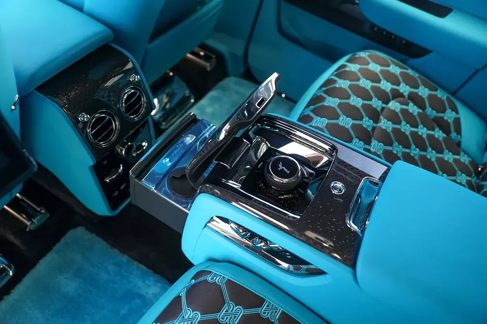 CULLINAN BLACK BADGE | TIFFANY BLUE | BESPOKE AUDIO | STARLIGHT | 2 YEARS WARRANTY + SERVICE - Image 14
