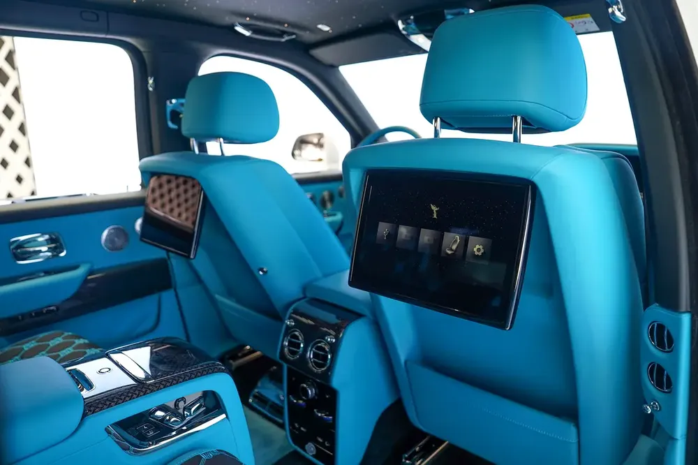 CULLINAN BLACK BADGE | TIFFANY BLUE | BESPOKE AUDIO | STARLIGHT | 2 YEARS WARRANTY + SERVICE - Image 16