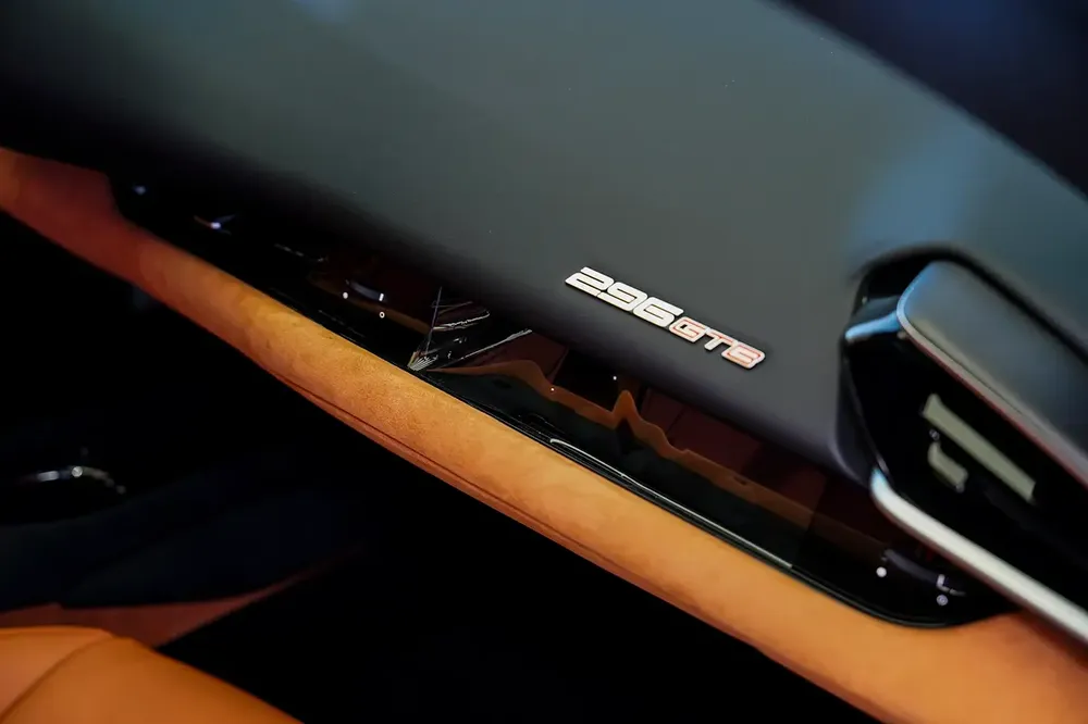296 GTB | SERVICE JULY 2031 | DAYTONA SEATS - Image 9