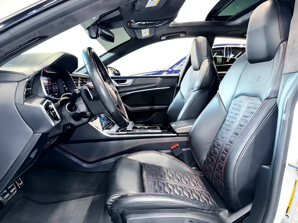 2021 AUDI RS7 SPORTBACK QUATTRO | ORIGINAL PAINT | NO ACCIDENT | IMMACULATE CONDITION | 2 KEYS - Image 4
