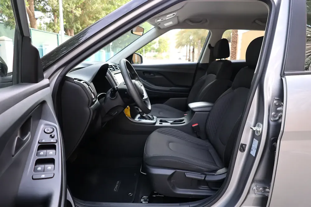 HYUNDAI CRETA COMFORT 1.5L - GCC SPECS - UNDER WARRANTY - FULL SERVICE HISTORY - ACCIDENT FREE - - Image 11