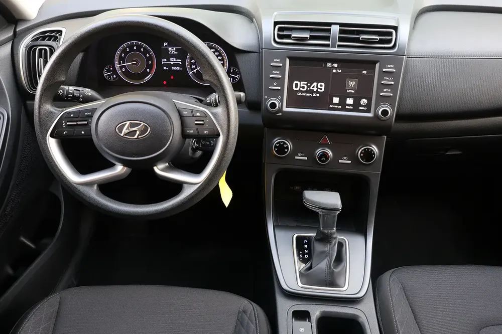 HYUNDAI CRETA COMFORT 1.5L - GCC SPECS - UNDER WARRANTY - FULL SERVICE HISTORY - ACCIDENT FREE - - Image 14
