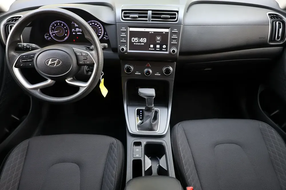HYUNDAI CRETA COMFORT 1.5L - GCC SPECS - UNDER WARRANTY - FULL SERVICE HISTORY - ACCIDENT FREE - - Image 16